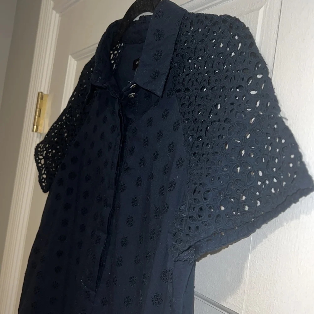 J. Crew Cotton Eyelet Dress w/Collar and Hidden Button Placket Size 4P Navy - Picture 7 of 14